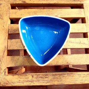 CUENCO TRIANGULAR RALLITAS 15X4CM